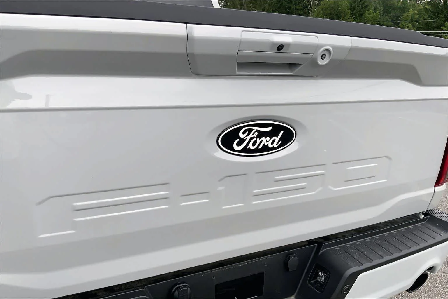 New 2026 Avalanche Ford XLT image 6