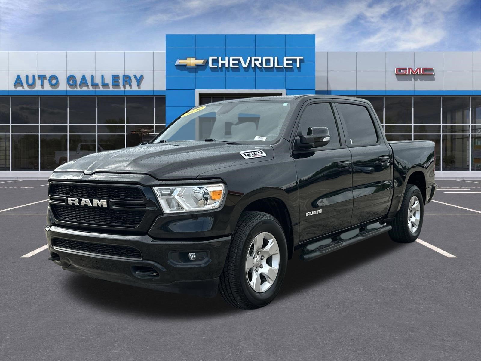2020 RAM 1500 Big Horn/Lone Star 4x4 Crew Cab 5'7's photo