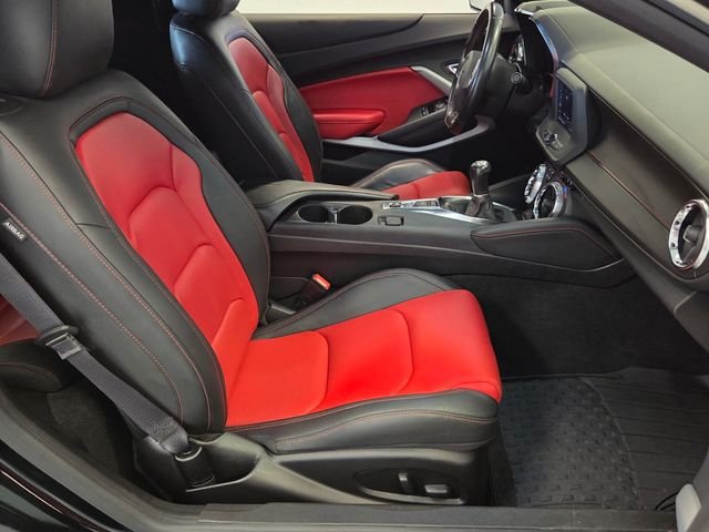 Used 2021 Black Chevrolet 2LT image 14