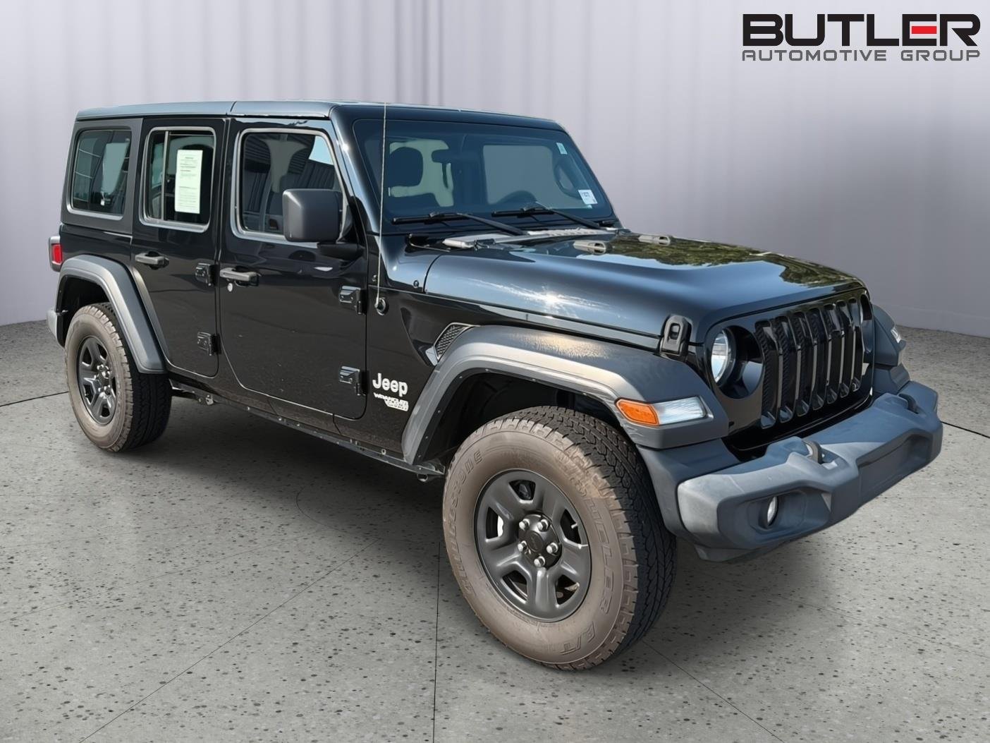 Used 2020 Black Clearcoat Jeep Sport image 8