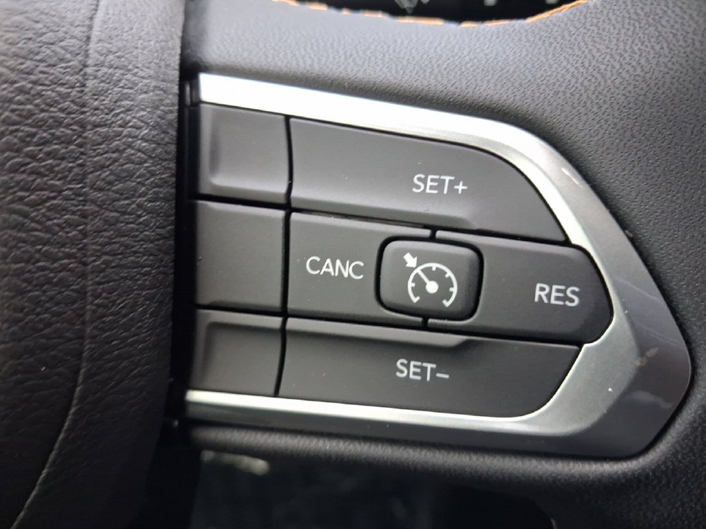 New 2026 Black Jeep Latitude image 12