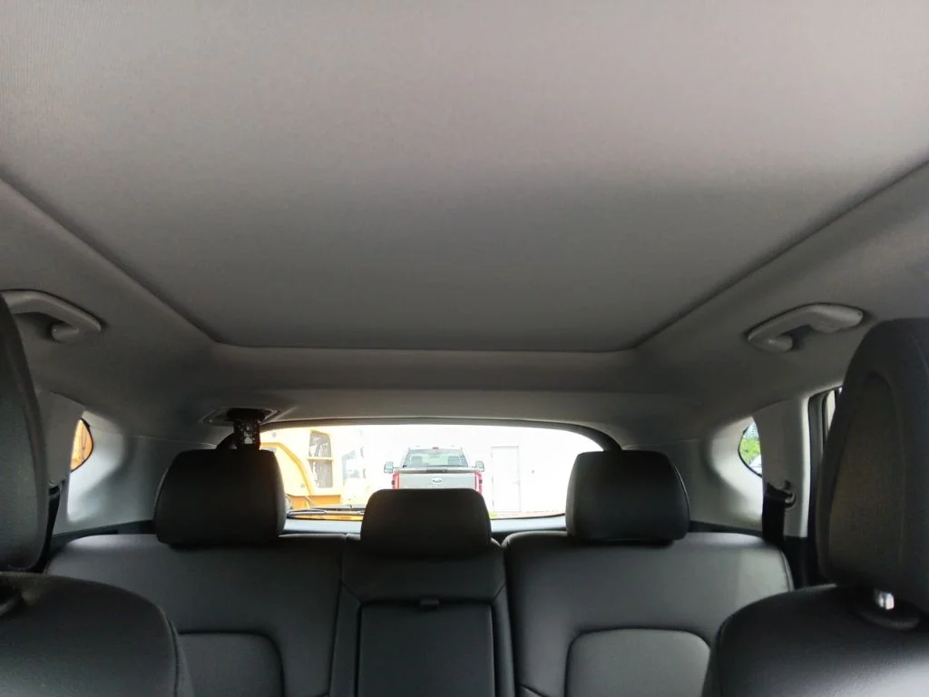 Used 2018 Molten Silver Hyundai Limited image 29