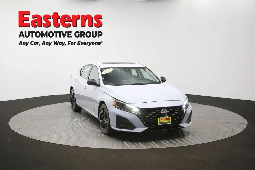 Used 2023 Gray Nissan 2.5 SR image 52
