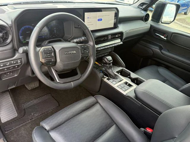 Certified Used 2025 METEOR SHOWER Toyota  image 8