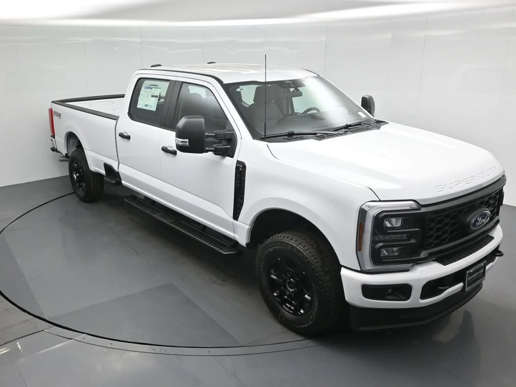 New 2026 Oxford White Ford XL image 32