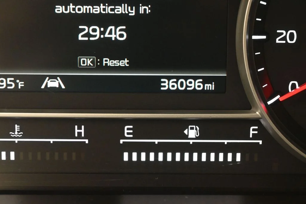 Used 2023 Glacial White Pearl Kia EX image 34