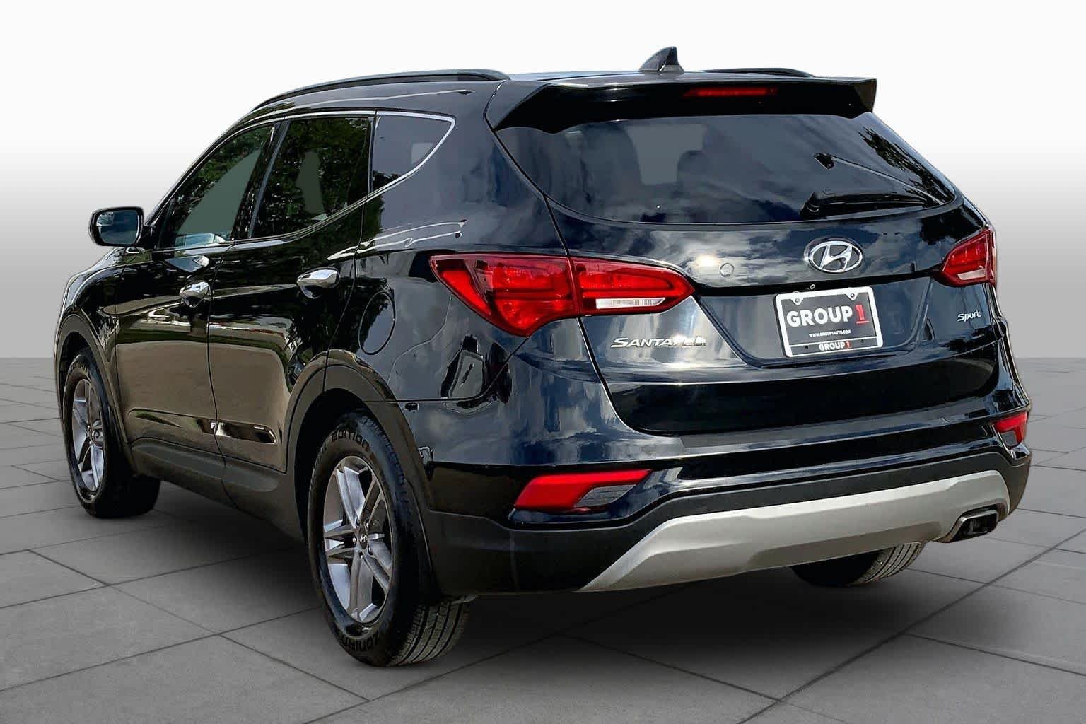 Used 2017 Twilight Black Hyundai 2.4L image 12