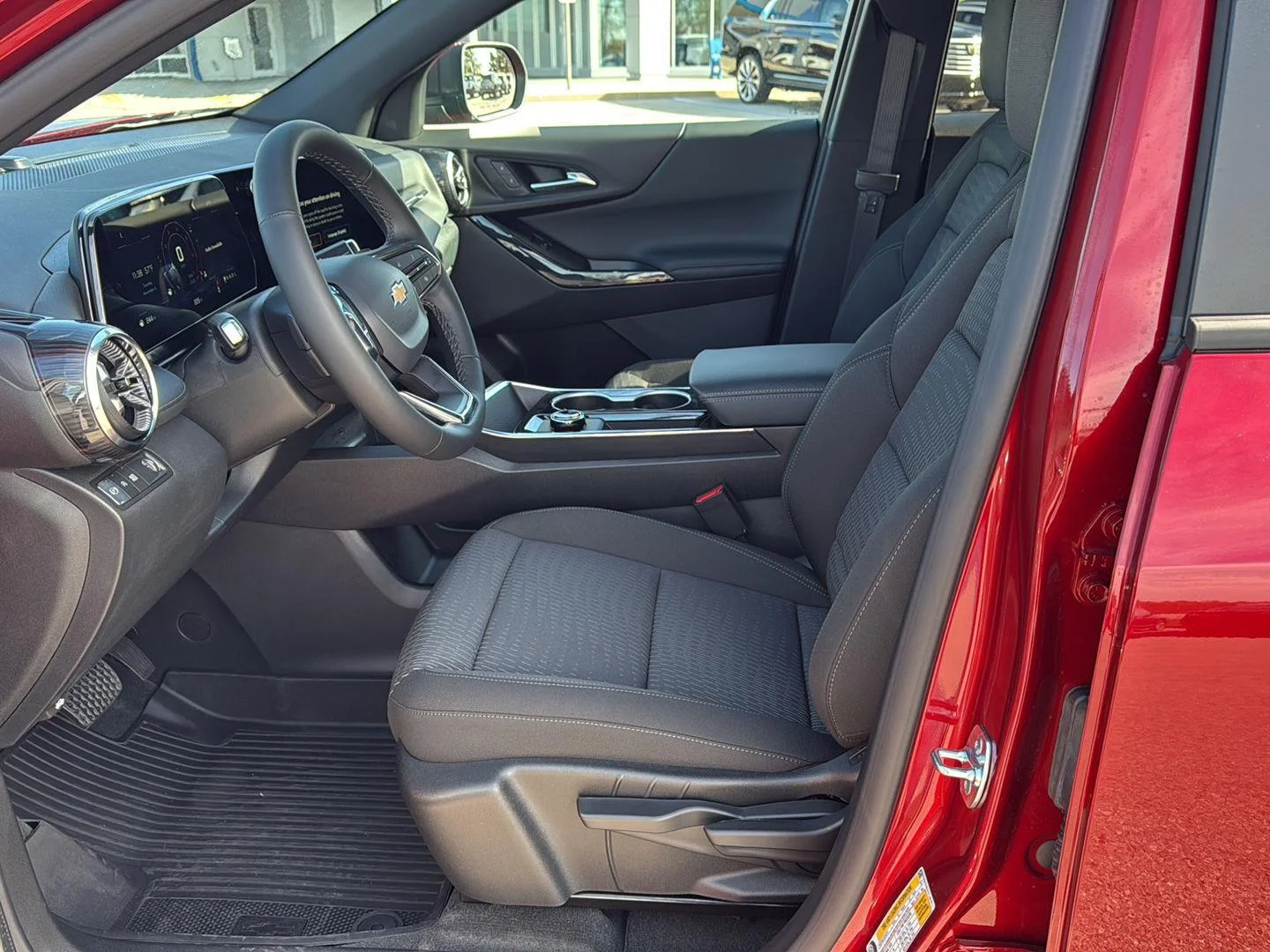 2026 Chevrolet Equinox LT - Photo 8
