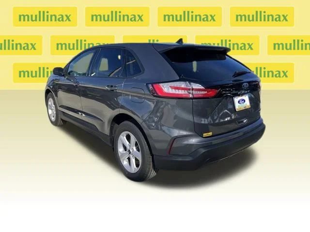 New 2024 Gray Ford SE image 4