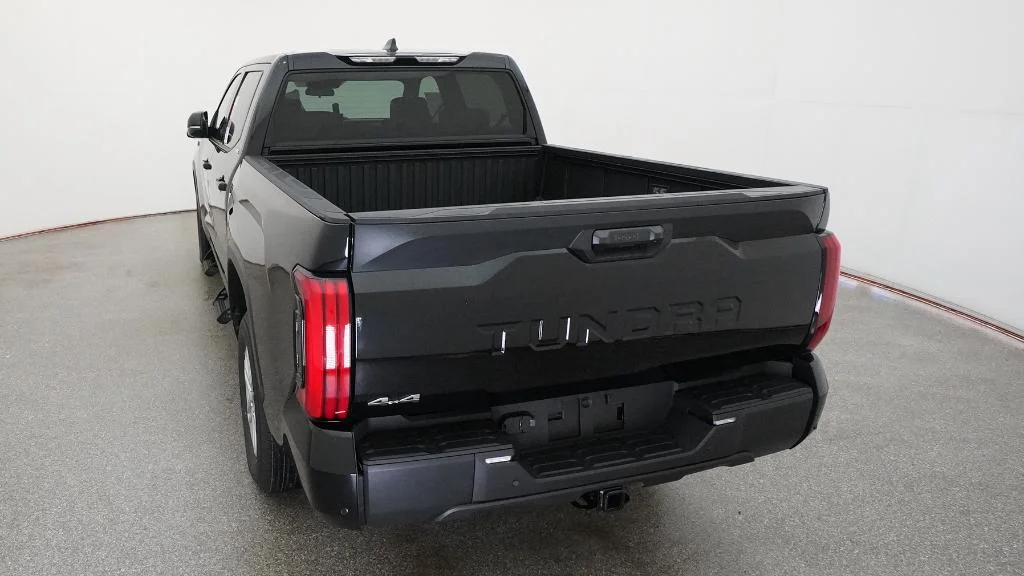 New 2026 Midnight Black Metallic Toyota SR5 image 28