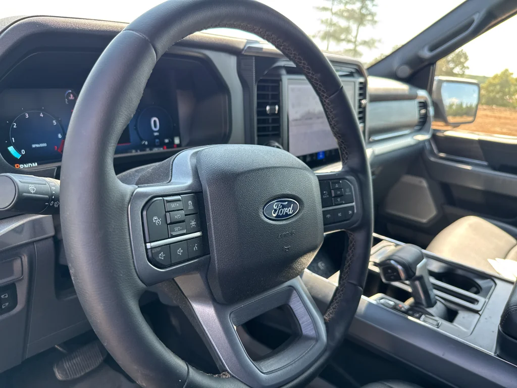 Certified Used 2025 Agate Black Metallic Ford LARIAT image 16