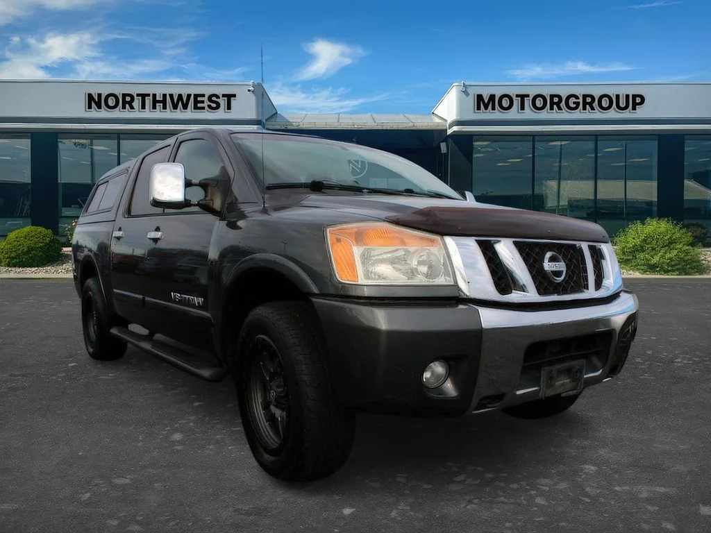 2008 Nissan Titan XE 4X4 Crew Cab FFV SWB's photo