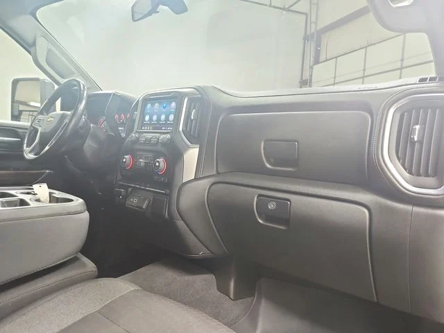 Used 2022 Black Chevrolet LT image 39