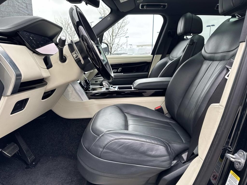 Certified Used 2023 Santorini Black Metallic Land Rover SE image 19