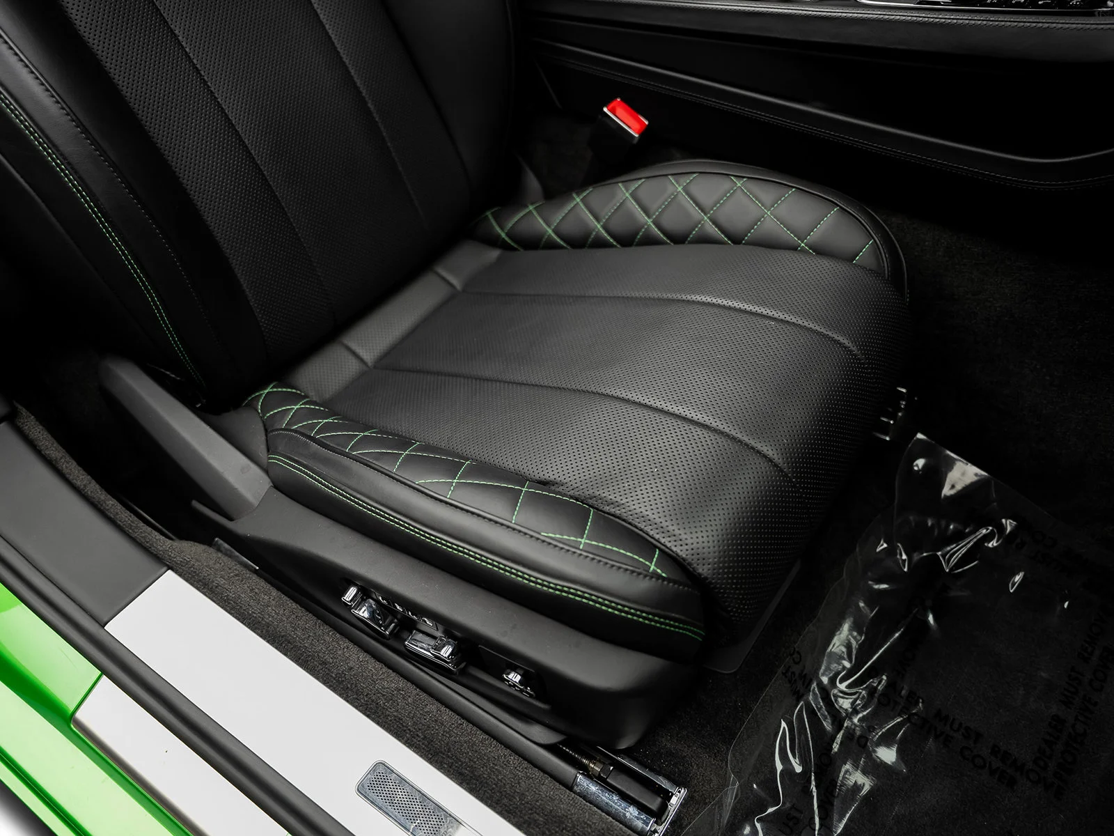Used 2021  Bentley V8 image 34