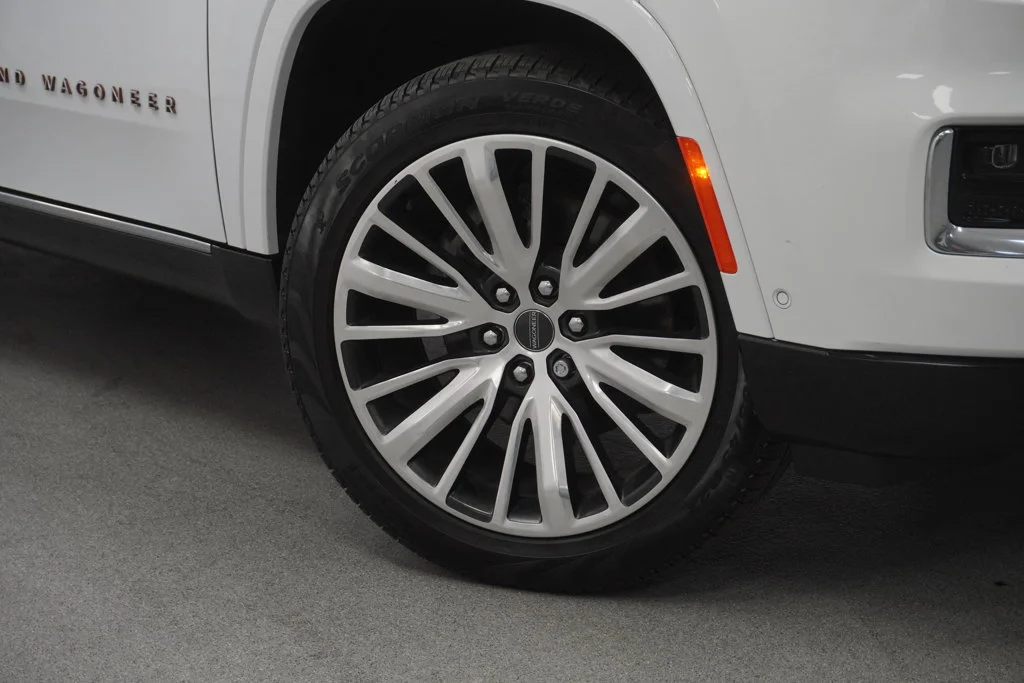 Used 2023 White Jeep Series III image 8