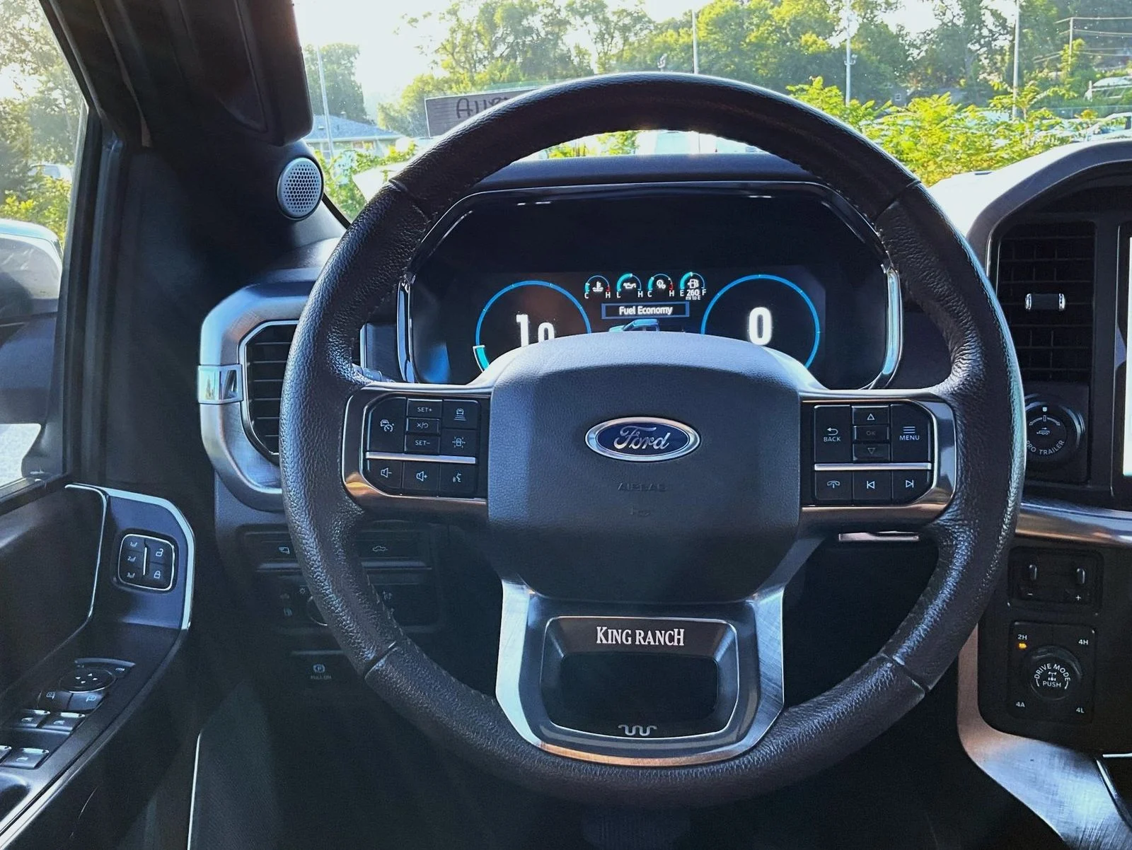 Used 2022 White Ford King Ranch image 13