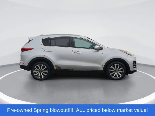 Used 2017 Silver Kia EX image 9