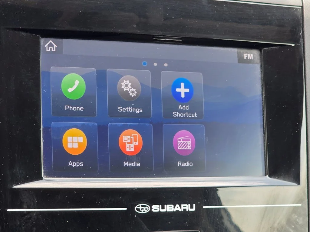 Used 2021 White Subaru Base image 37