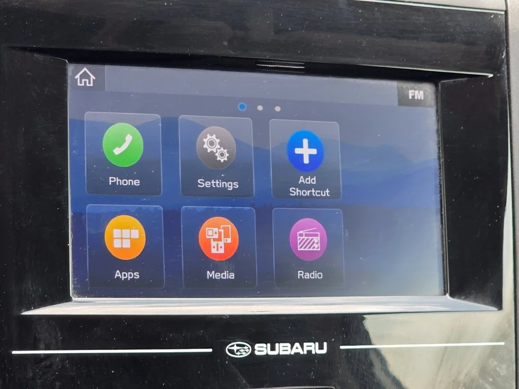 Used 2021 White Subaru Base image 37