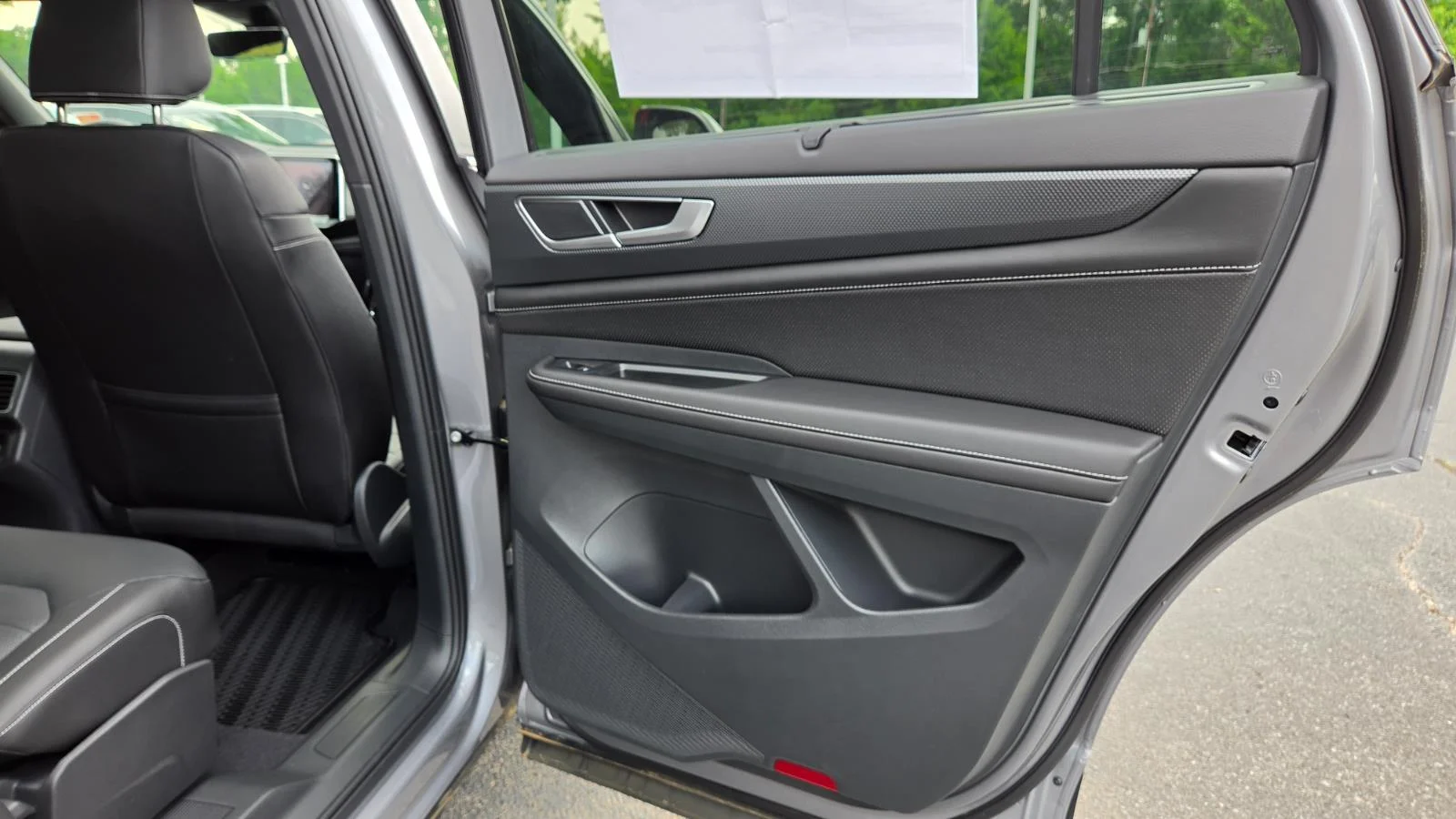 New 2026 silver mist metallic Volkswagen 2.0T SEL image 49