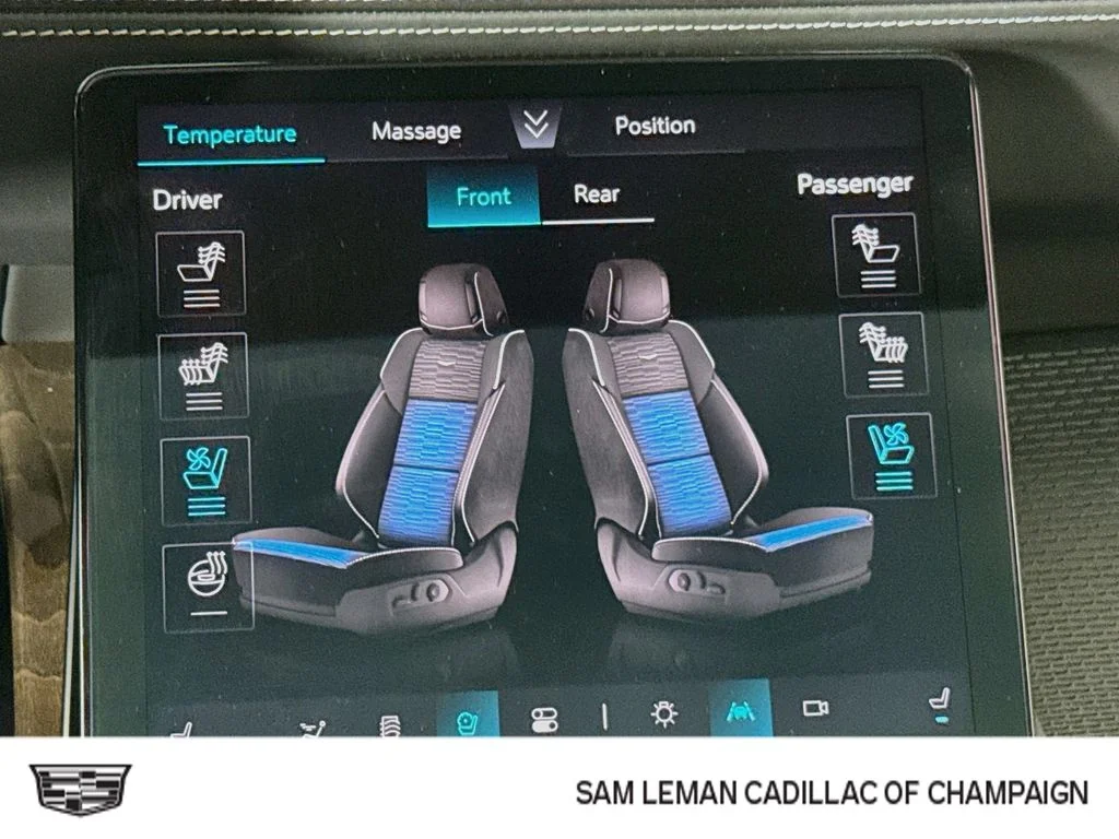 Used 2025 White Cadillac Sport Platinum image 21