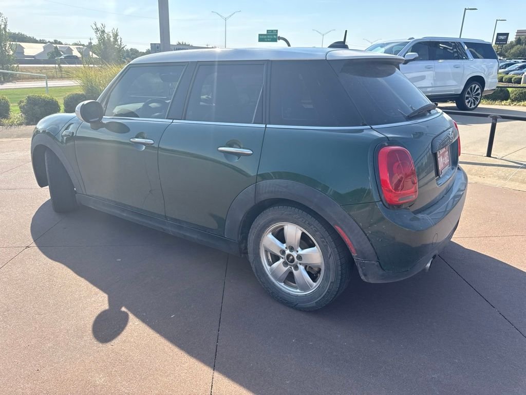 Used 2017 Green MINI  image 5