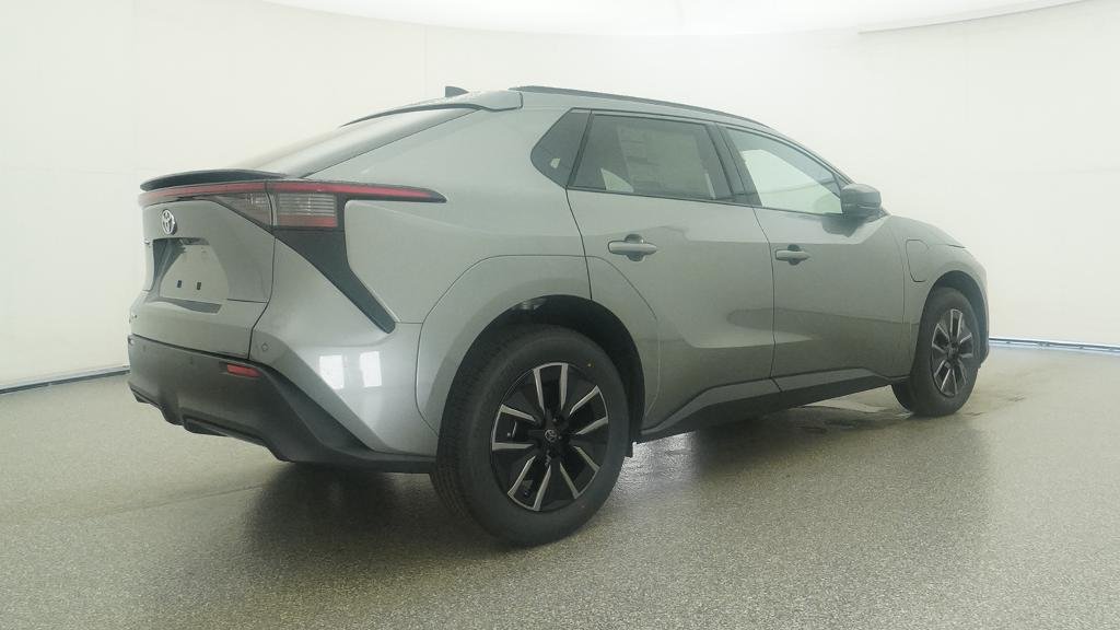 New 2026 Heavy Metal Toyota XLE image 17