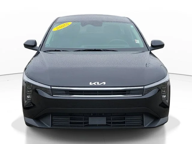 Used 2025 Black Kia LXS image 2