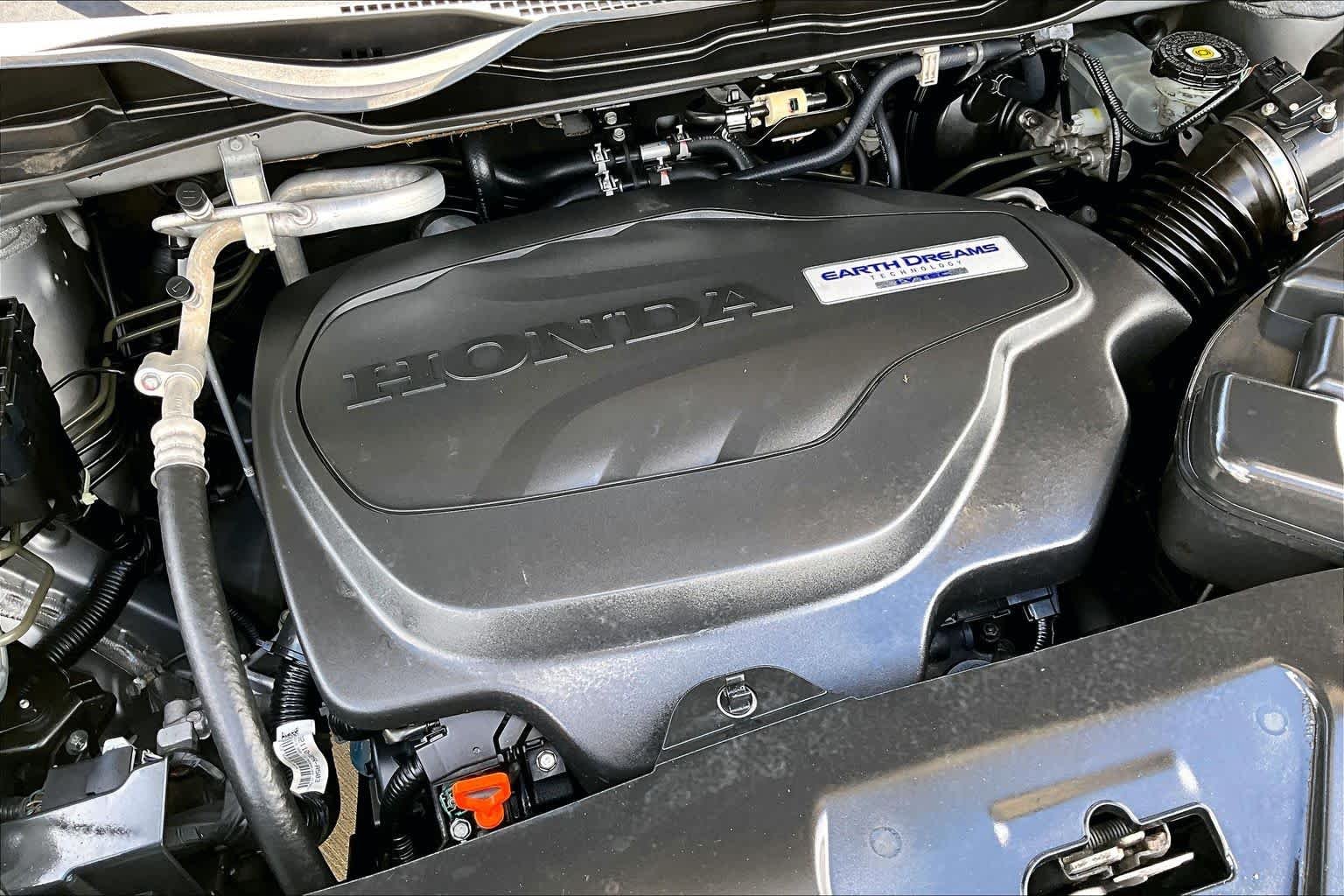 Used 2019 Lunar Silver Metallic Honda EX-L image 33