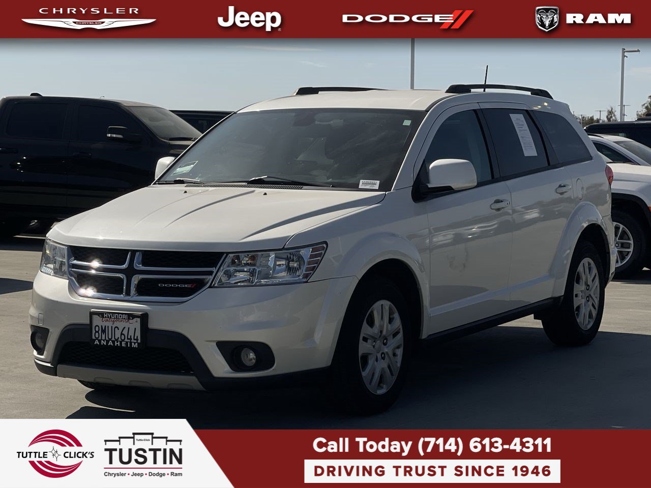 Used 2019 White Noise Tri-Coat Dodge SE image 12