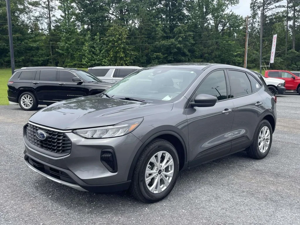 Used 2026 CARBONIZED GRAY METALLIC Ford Active image 5