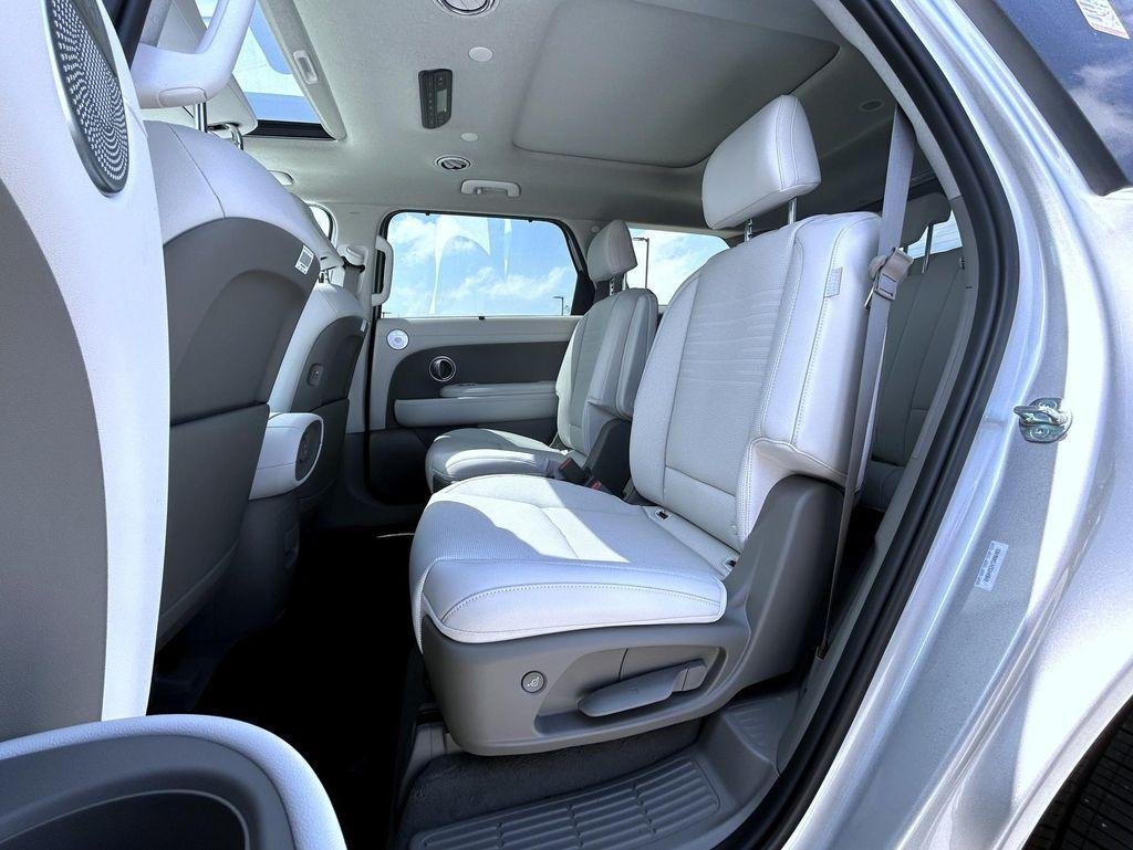 New 2026 Silver Hyundai Limited AWD image 11