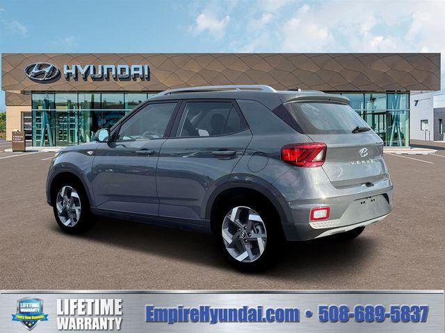 New 2026 Gray Hyundai SEL image 4