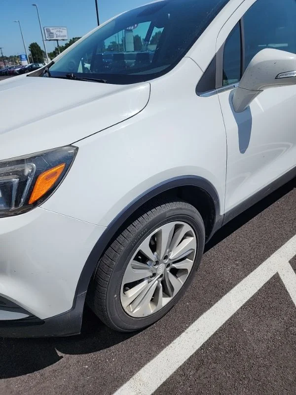 Used 2017 White Buick Preferred image 2