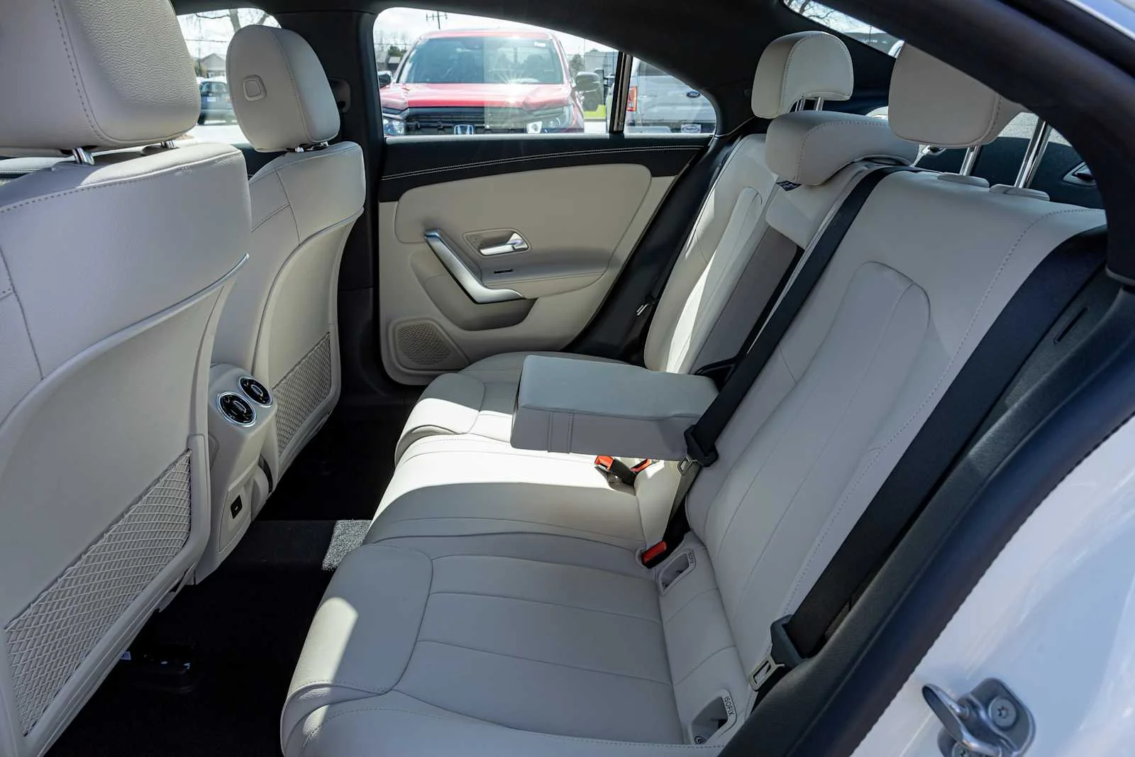 New 2025 Polar White Mercedes-Benz CLA 250 image 19