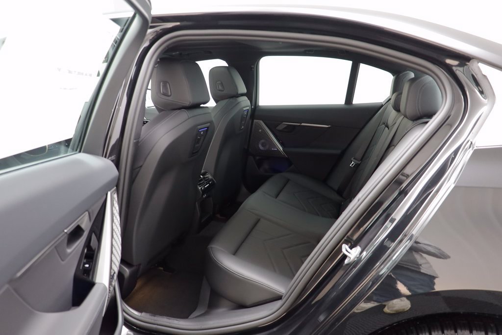 New 2026 Black Sapphire Metallic BMW 530i xDrive image 13