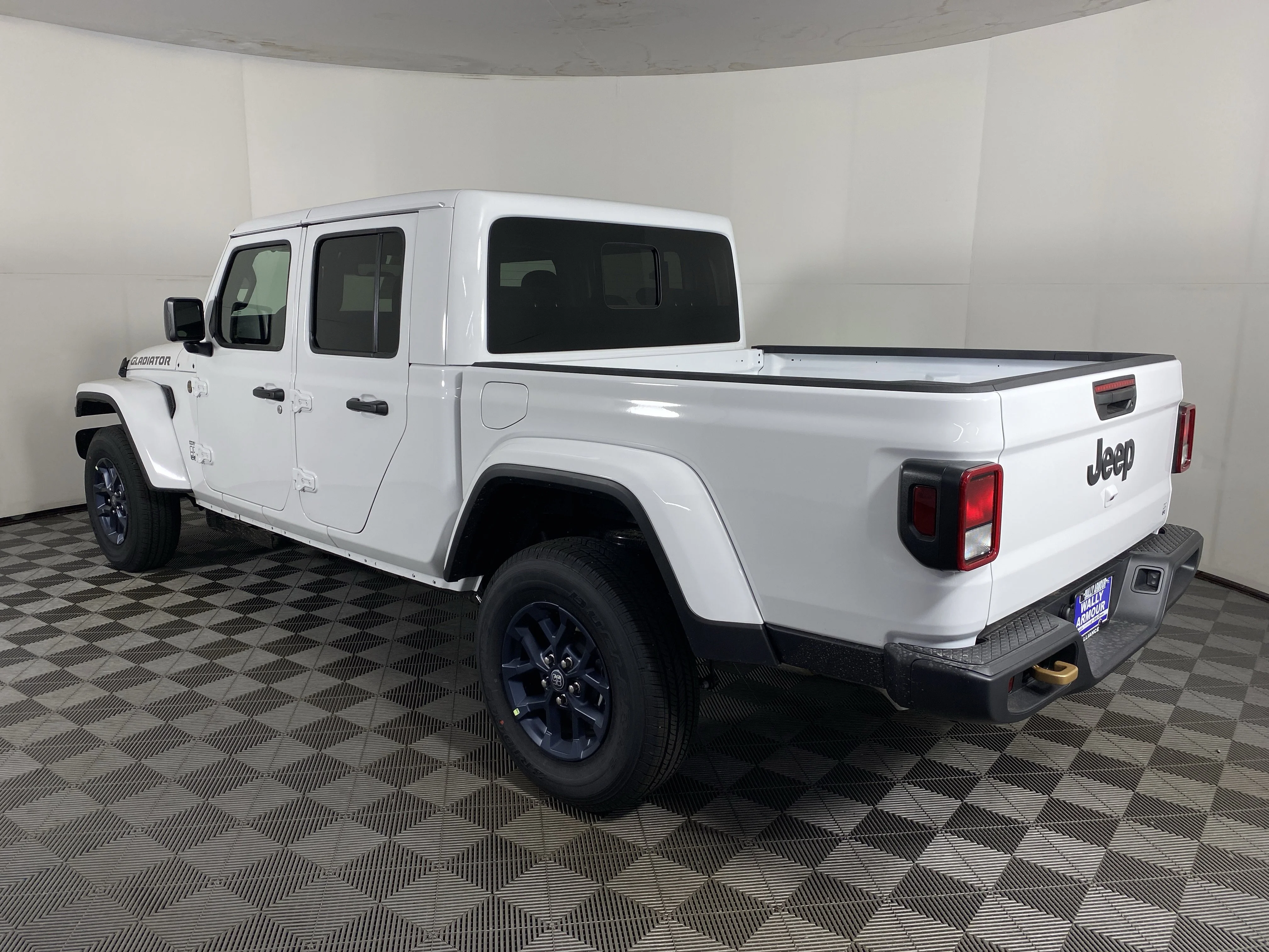 New 2026 Bright White Clear-Coat Exterior Paint Jeep 85th Anniversary Edition image 9