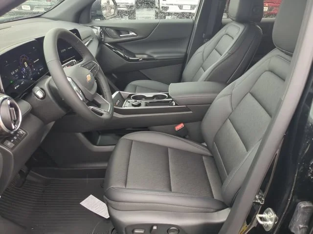 New 2027 Mosaic Black Metallic Chevrolet LT image 10