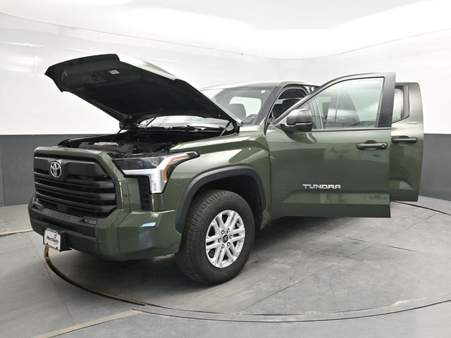 Used 2022 Green Toyota SR5 image 40