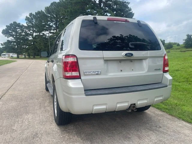 Used 2008 Beige Ford XLT image 6