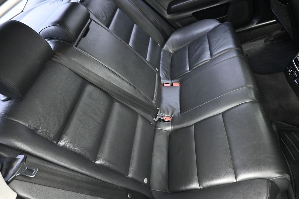 Used 2011 Black Audi 3.0 Premium Plus image 23