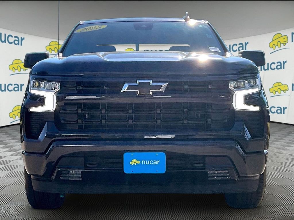 Used 2023 Gray Chevrolet RST image 2
