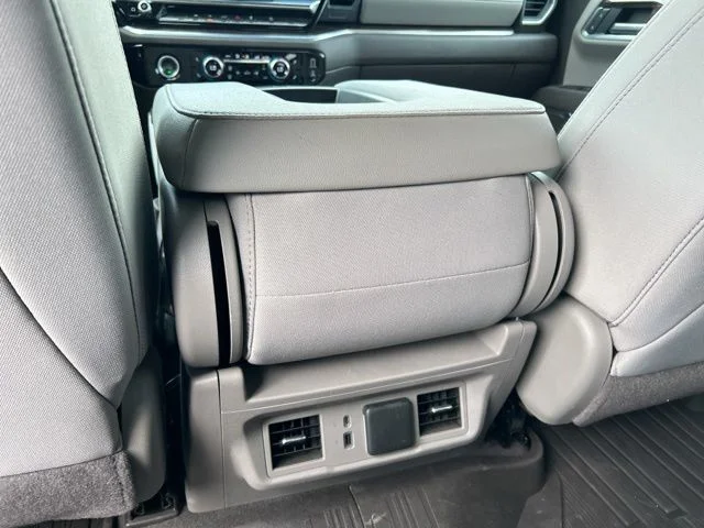 Used 2022 Summit White GMC SLE image 22