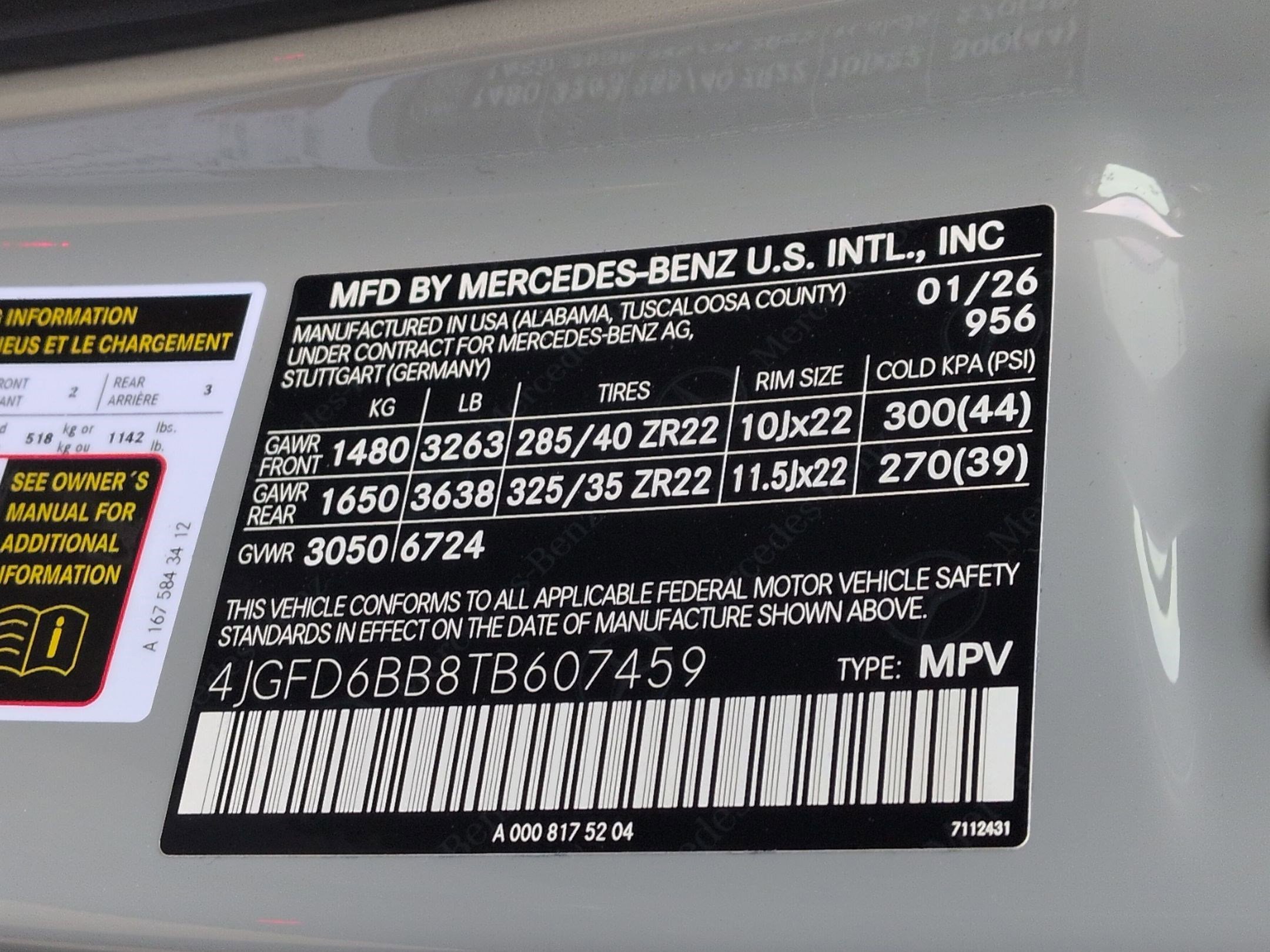 New 2026 MANUFAKTUR Alpine Grey Mercedes-Benz AMG® GLE 53 image 18