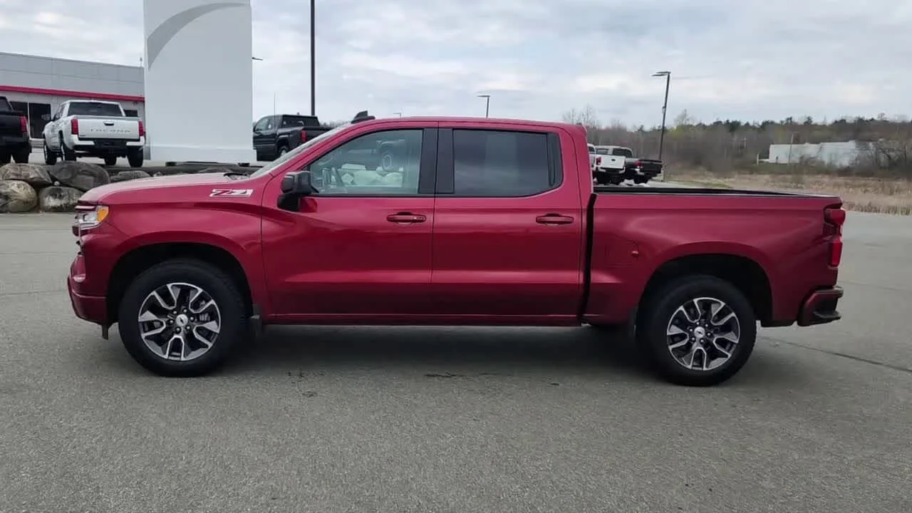 Used 2023 Radiant Red Tintcoat Chevrolet RST image 5