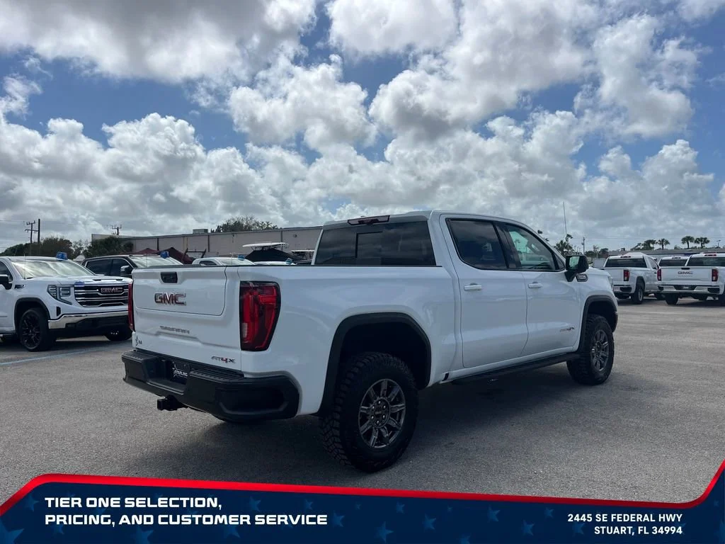 2026 GMC Sierra 1500 AT4X - Photo 7