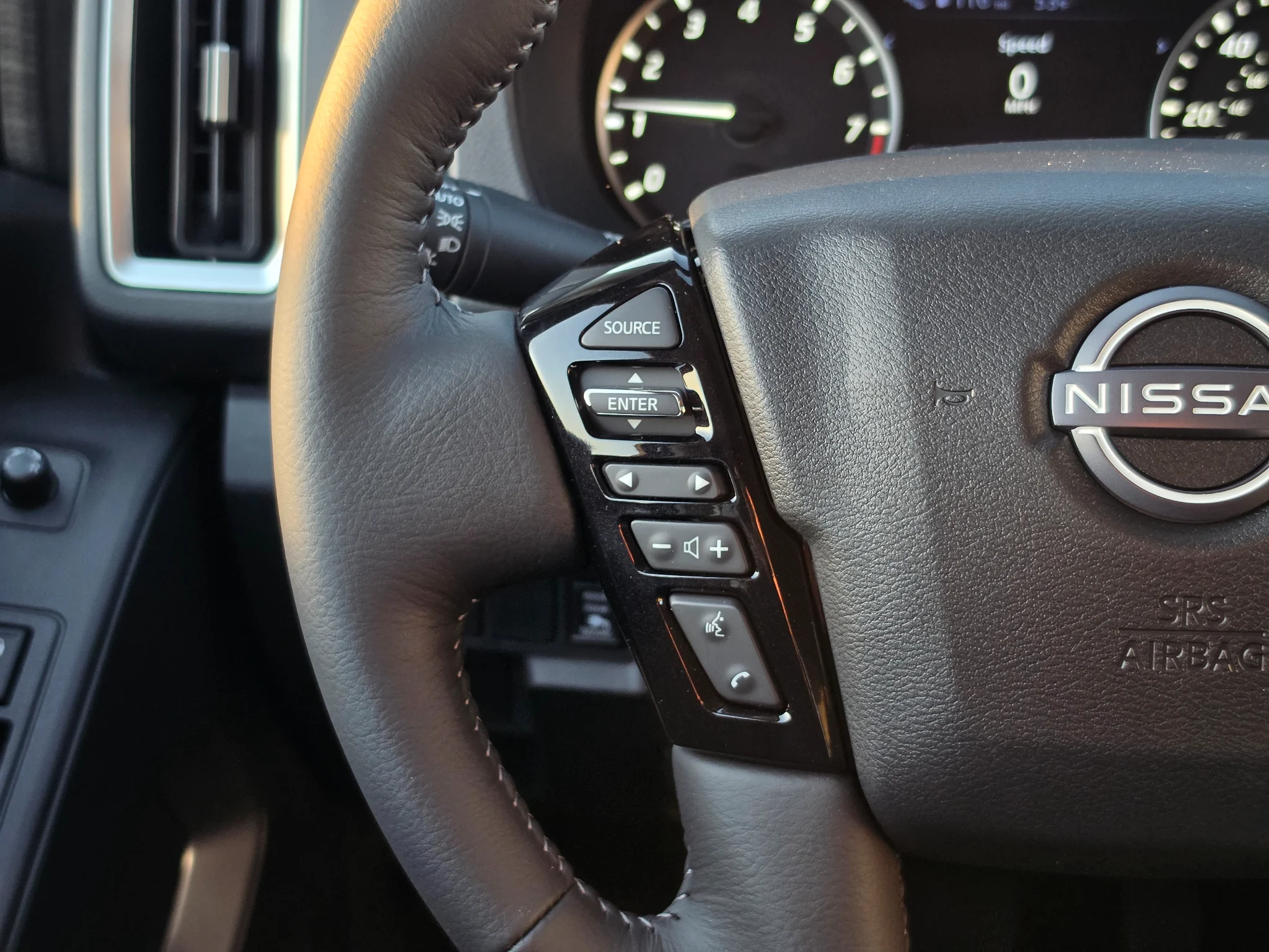 New 2027 Bluestone Pearl Nissan Crew Cab SV image 14