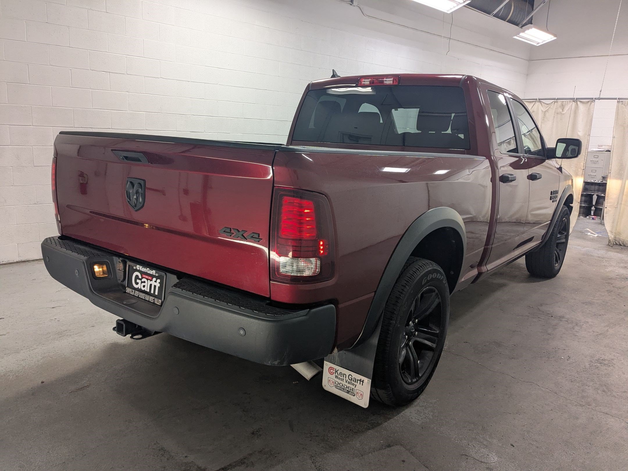 Certified Used 2023 Delmonico Red Pearlcoat Ram Warlock image 4