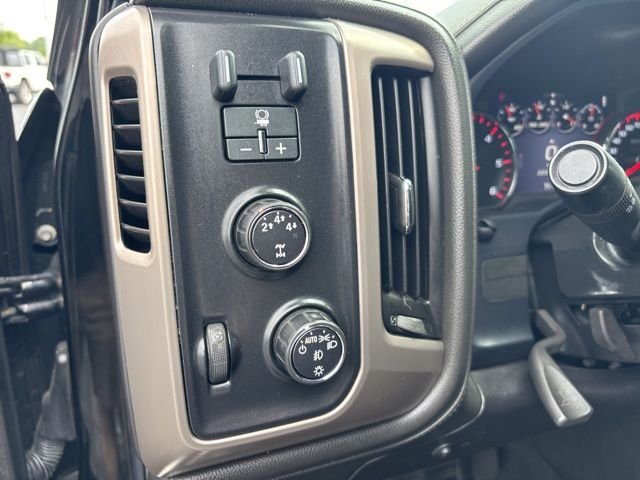 Used 2016 Black GMC Denali image 18